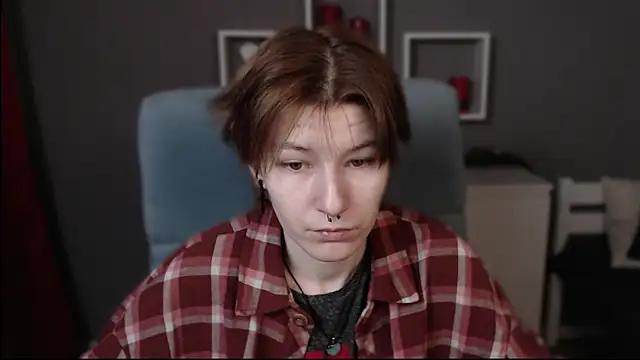 guitarandangell online show from November 22, 6:38 am