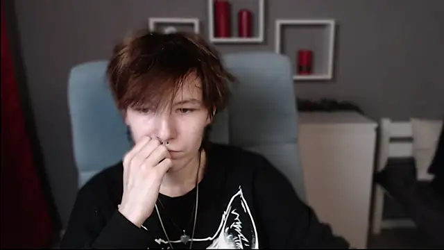 guitarandangell online show from November 19, 7:30 am