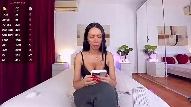 nadeen na online show from February 24, 5:44 pm