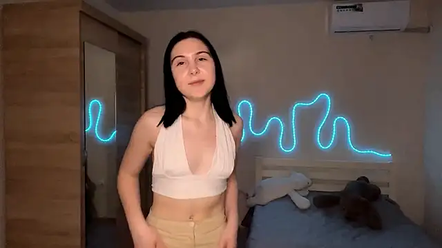 MyraLitterers online show from February 21, 4:40 pm