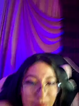 chloebrownn03 online show from February 7, 7:45 am