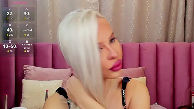 KailaCrystall online show from December 14, 1:33 am