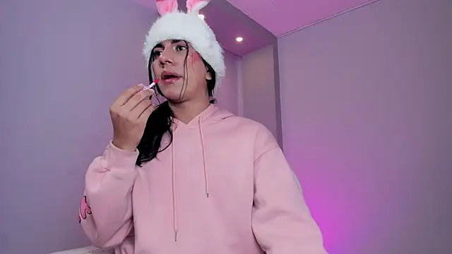 stefy bratz online show from April 14, 4:45 am