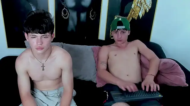 Latinboys hothard online show from October 23, 6:25 pm