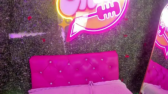 Ivy  storm online show from November 18, 10:11 pm