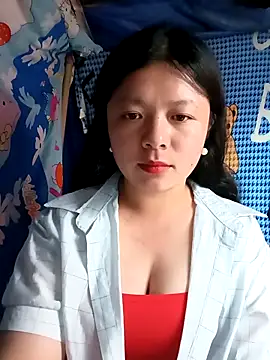 lisa-bae00 online show from March 29, 12:15 pm