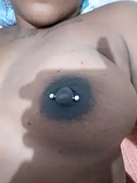 Jennyy31 online show from April 20, 9:40 pm