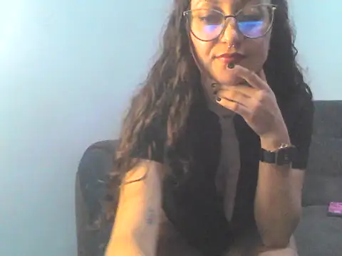 Pinkvixen69 online show from November 23, 12:02 am