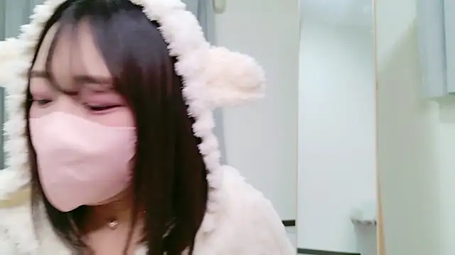 yui chan00 online show from April 8, 7:10 am