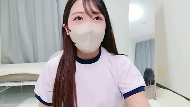 yui chan00 online show from April 28, 8:18 am