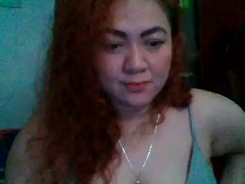 H2ooowIzee22 online show from October 21, 11:14 am