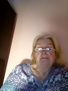 AmyLove353 online show from February 12, 5:31 am