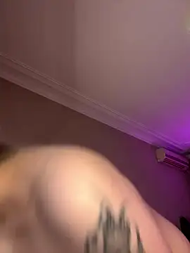 HugeBoobsAlice online show from January 16, 5:03 am