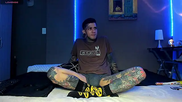 cleoo jhonny online show from March 16, 4:04 am