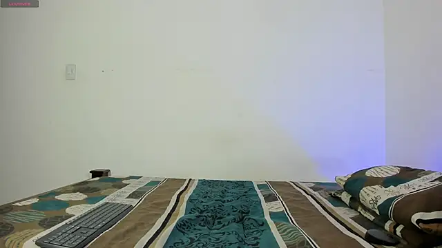 AdelaFranco online show from November 6, 12:55 pm