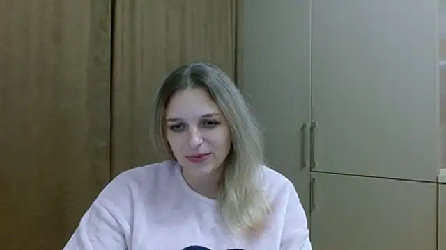 ElisSky301 online show from October 28, 10:14 pm