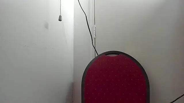 mirandaduboiss online show from May 27, 4:48 pm