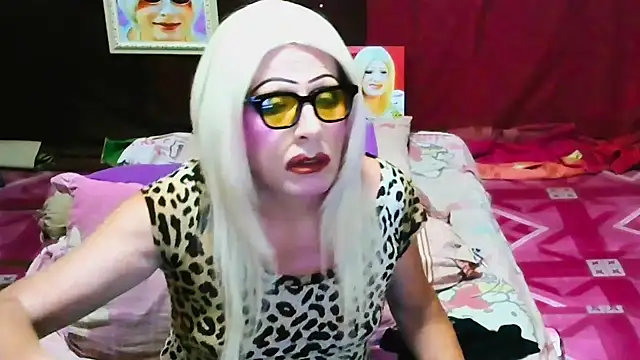 horni4luv online show from April 18, 9:04 pm