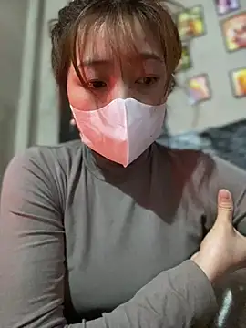 kitty-20x online show from February 8, 3:38 pm