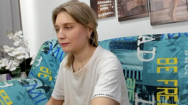 Tenderly Sophie online show from March 2, 1:38 am