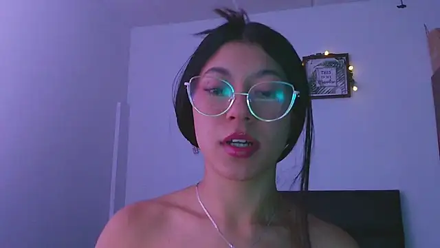 LissyM online show from November 28, 9:29 pm