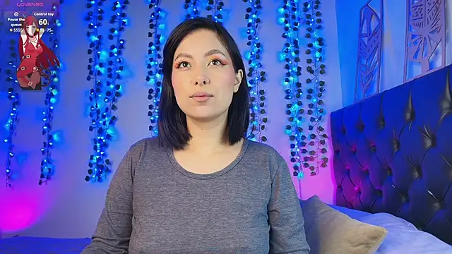 Eris Velvet online show from November 4, 4:06 am