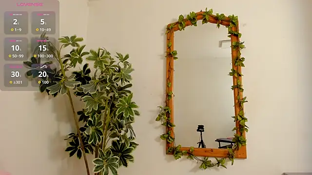 EmmaCarther online show from December 13, 7:53 pm