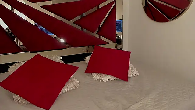 EmmaCarther online show from October 29, 6:43 pm