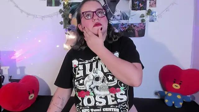 Rose Hellen online show from November 3, 2:26 am