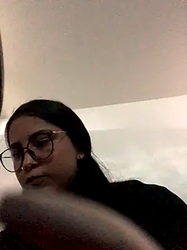 MAVI EC online show from November 15, 6:31 pm