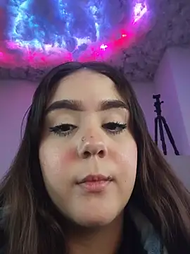 mirandahvelez online show from November 27, 12:13 am