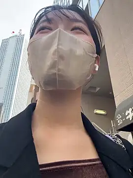 karenchaaan online show from April 12, 12:57 am