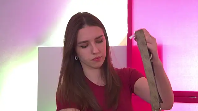 AliceAtkins online show from April 5, 6:23 am