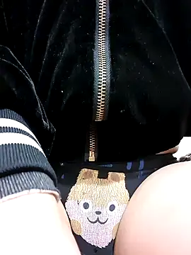 YennyeLa online show from January 7, 12:58 am