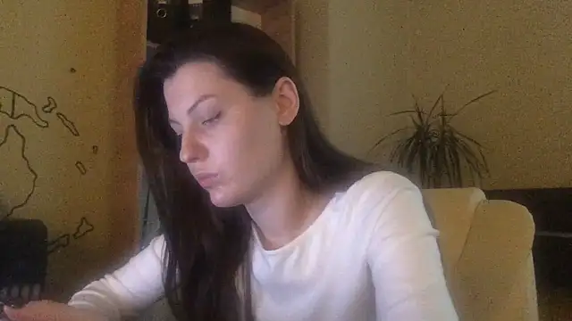 DollyRoma online show from December 17, 1:26 pm