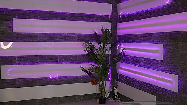 SexyCelline online show from February 6, 7:01 am