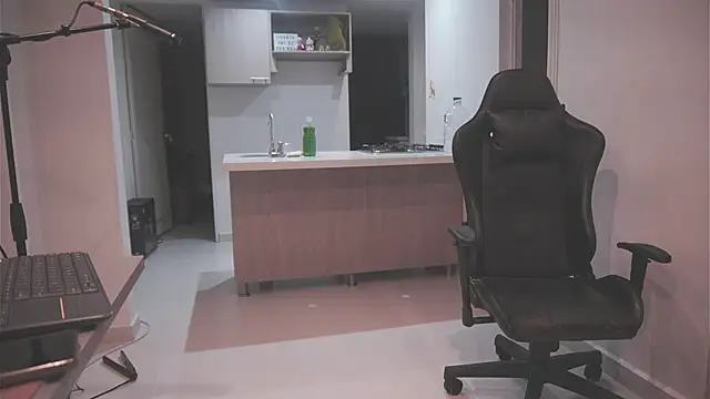 dan and daya online show from November 14, 10:59 am