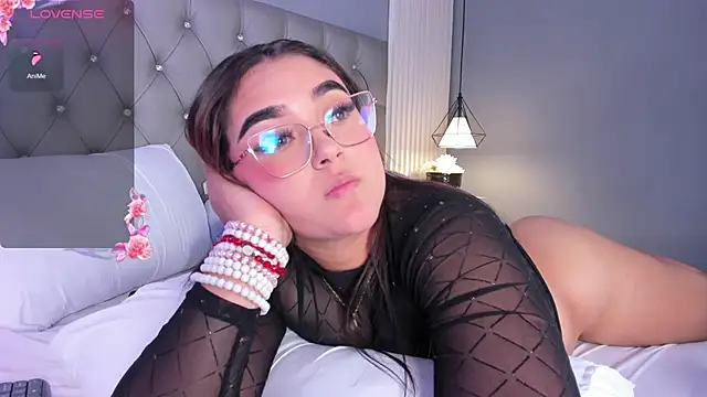 Anasha21 online show from April 11, 7:45 am