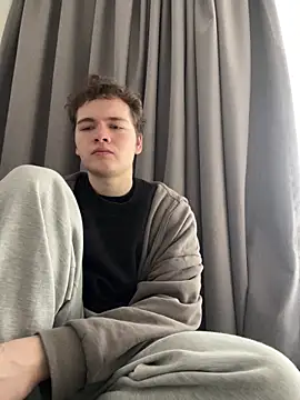 danielxfun online show from April 22, 1:30 pm