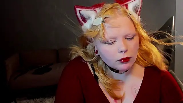LottieReed online show from May 7, 9:13 am