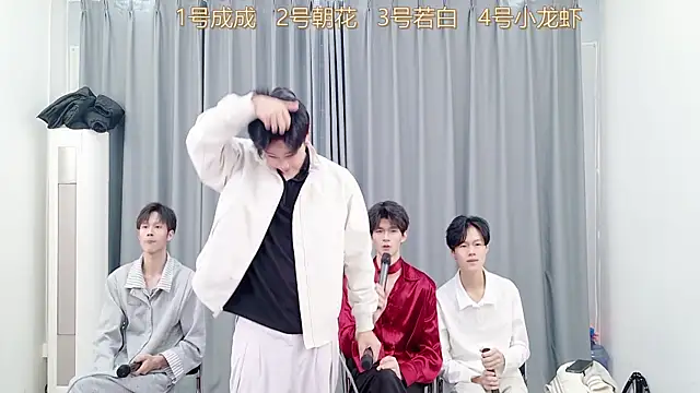 QYBOYS-001 online show from November 18, 5:47 pm