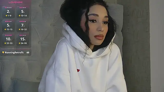 DemmiLove online show from February 25, 9:02 pm