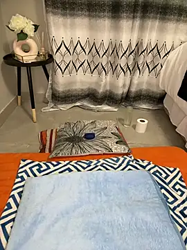 Nicole bash online show from March 9, 8:39 am