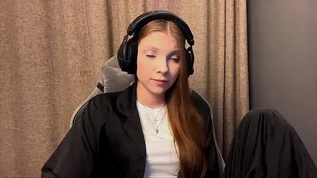 Softixq online show from November 7, 4:12 pm