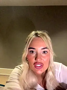 brookemiss88x online show from November 2, 2:42 pm