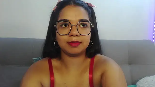 Zafiro Evans online show from November 3, 6:56 pm