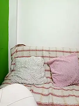 valilu rosse27 online show from February 21, 12:44 am