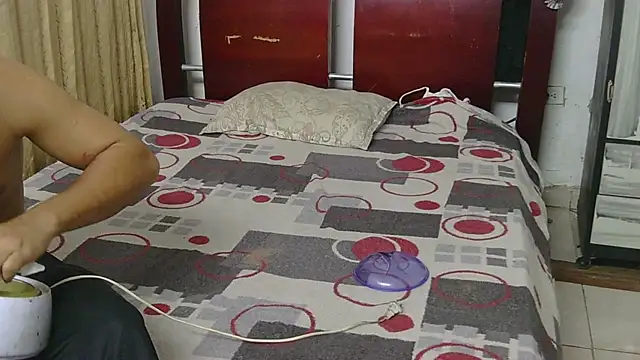 fer luna online show from December 3, 4:37 am