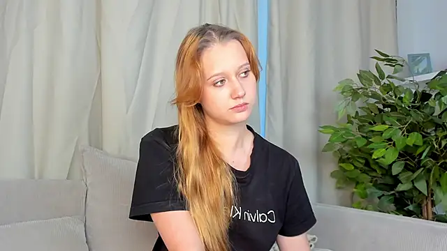 Charil Wilson online show from November 17, 4:24 am