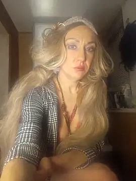 LilaniLoverx online show from March 6, 12:50 am